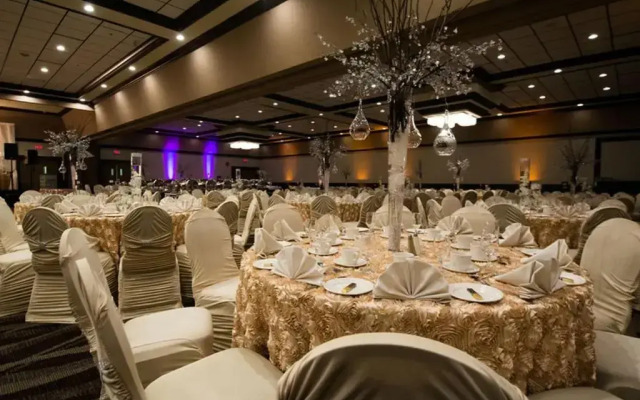 Ramada Edmonton Hotel & Conference Centre