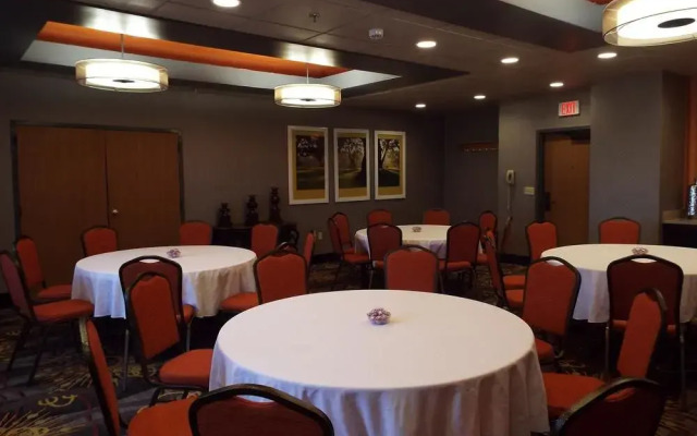 Best Western Plus Clinton/Jackson