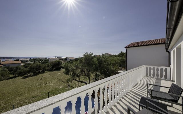 Inviting 3-bed House on the Island of Rab, Croatia