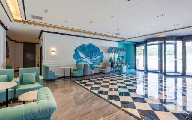 Xana Hotelle Hotel (Shijiazhuang Fifty-fourth Research Institute & Baiqiuen Heping Hospital) – Business – Shijiazhuang