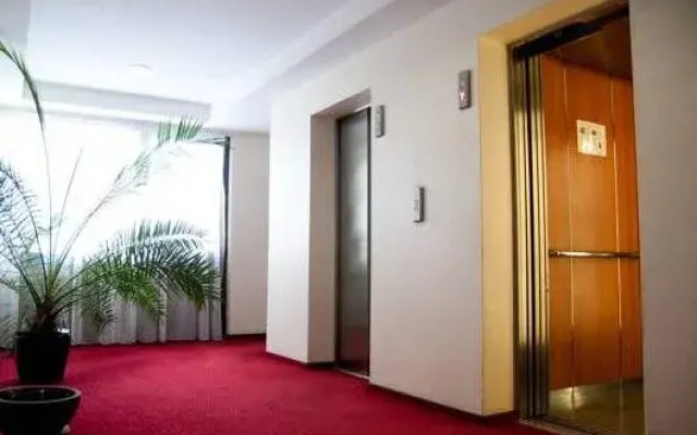 Hotel Rapsodia City Center