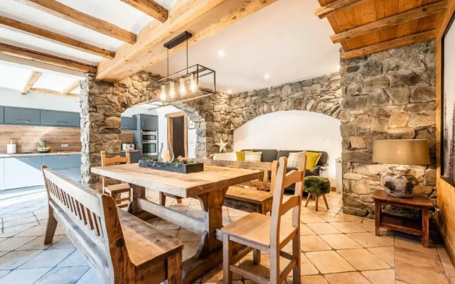 Chalet Chu Lo Dou Le Praz Courchevel - by EMERALD STAY