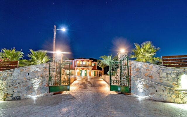 Amari Villa