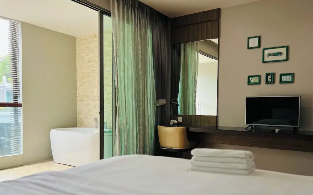 The Regent Bangtao by RESAVA