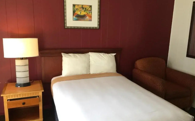 Holiday Lodge