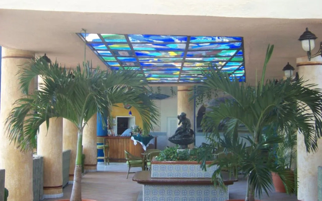 Gran Caribe Sun Beach