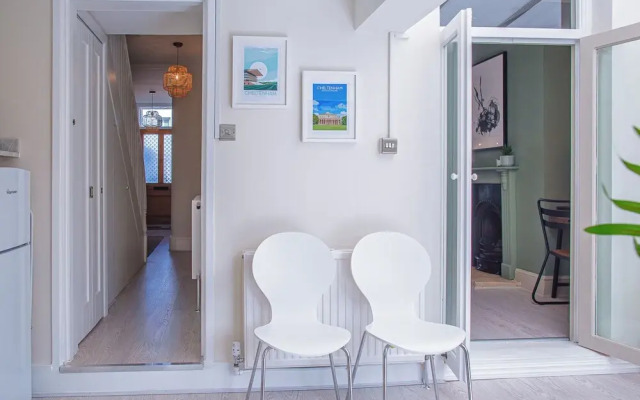 Stunning Townhouse with Large Garden