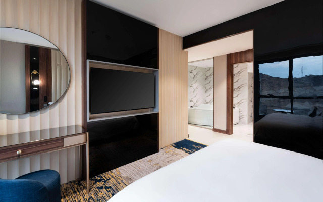 Warwick Al Taif Hotel