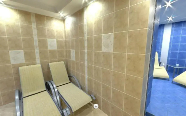 Hotel Forward Pool&Sauna