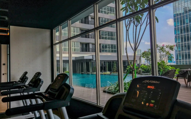 Homey and Warm 1BR at Ciputra World 2 Apartment