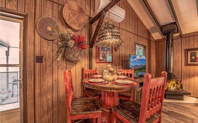 Innjoy - Two Bedroom Cabin