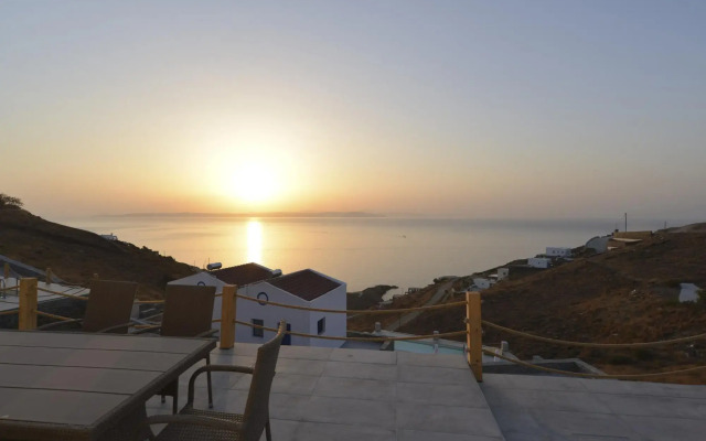 Blue Breeze Villa - Private pool & 180° Seaview