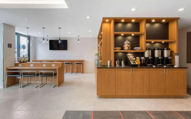 Insignia Hotel Brooklyn, Ascend Hotel Collection