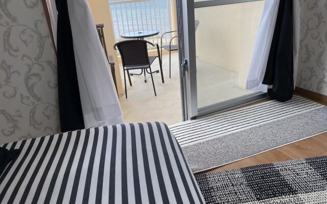 Beach Lodge 4 & Private Beach