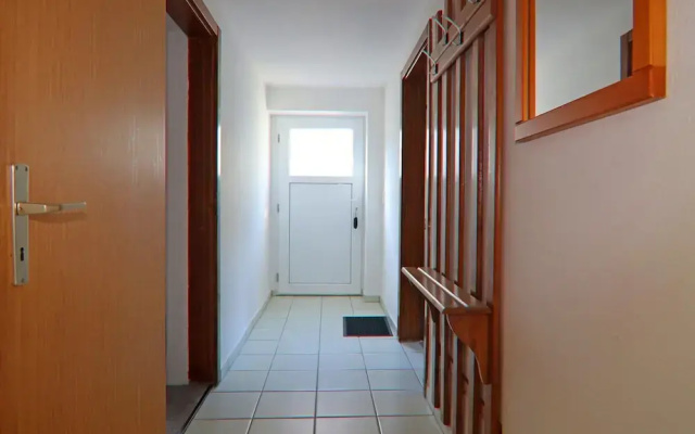 Cozy Apartment With Garden