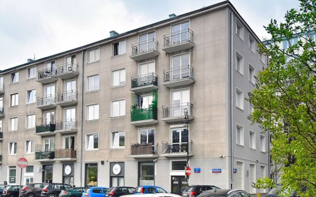 Apartment Plac Dabrowskiego 7