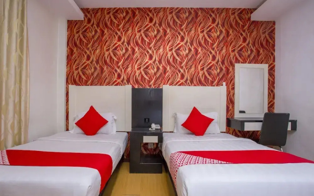 OYO 44037 King Park Hotel