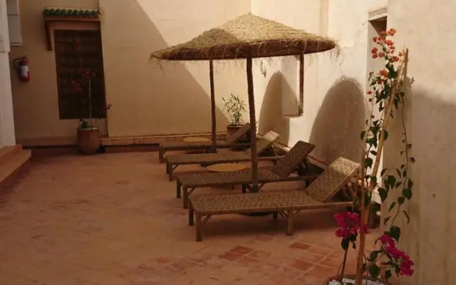 Riad Au " 20 jasmins & Spa "