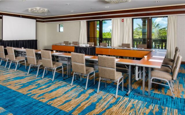 Naples Bay Resort & Marina