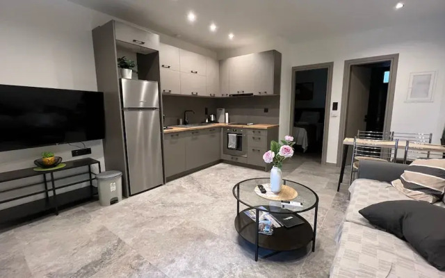 Meliana Homes