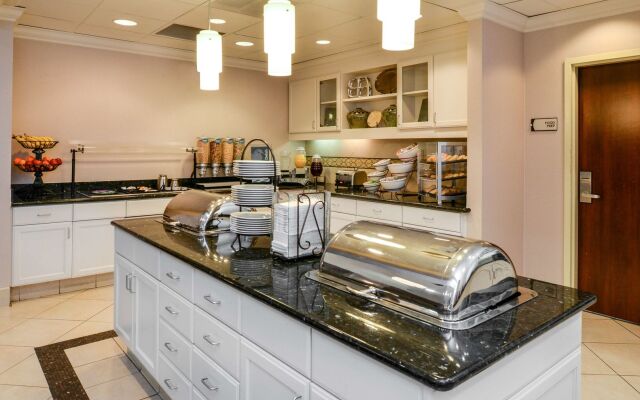 Homewood Suites by Hilton Fresno