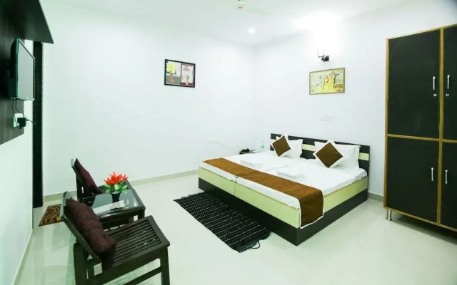 OYO 19535 Hotel Taj Niwas