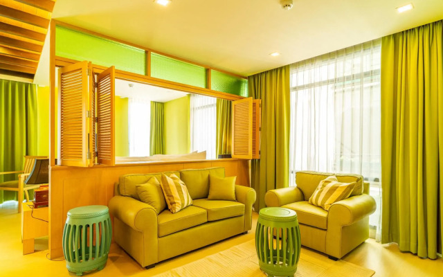 Amber Boutique Silom Hotel