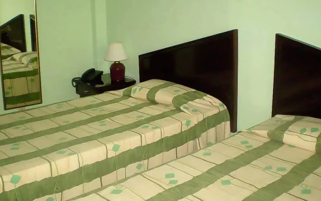 Hotel Bruzon