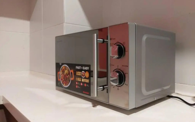 HA213-Pool view Studio unit-Hyve-Cyberjaya- Free WiFi - Free parking-Netflix