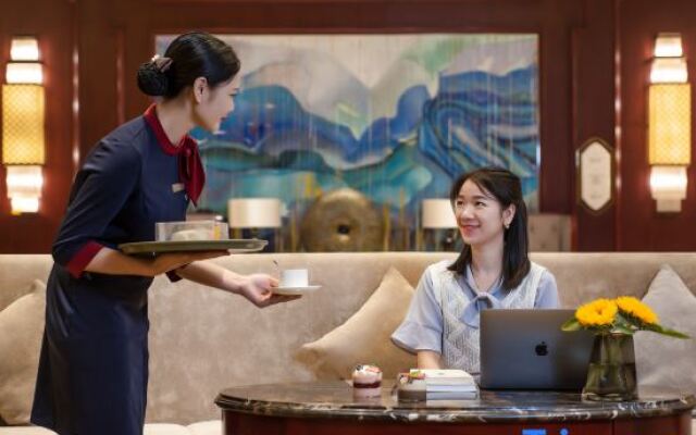 Hui En International Hotel