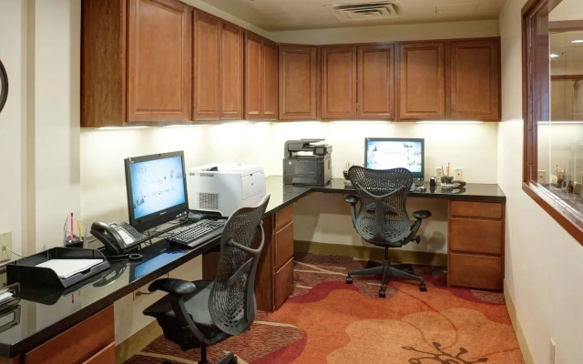 Hilton Garden Inn Tulsa Airport