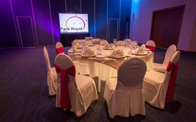 Park Royal Beach Ixtapa - All Inclusive