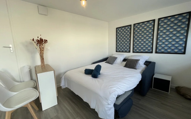 Apartment in Le Mans With Private Parking