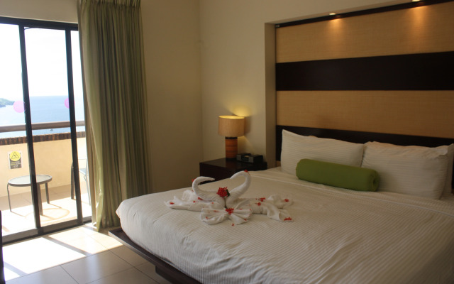 Villas Sol Beach Resort