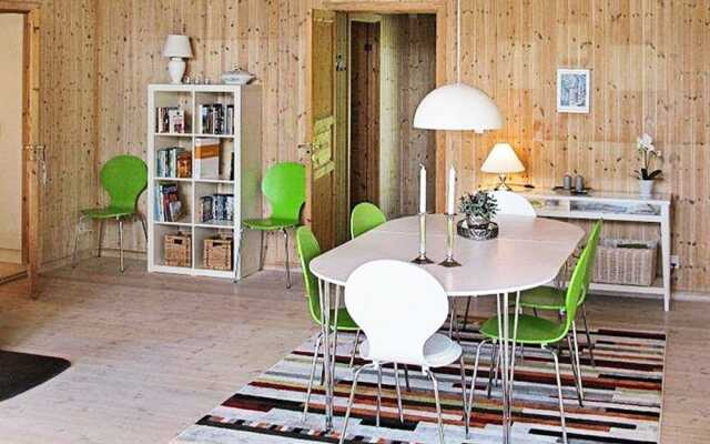 Charming Holiday Home in Gilleleje Near Ocean
