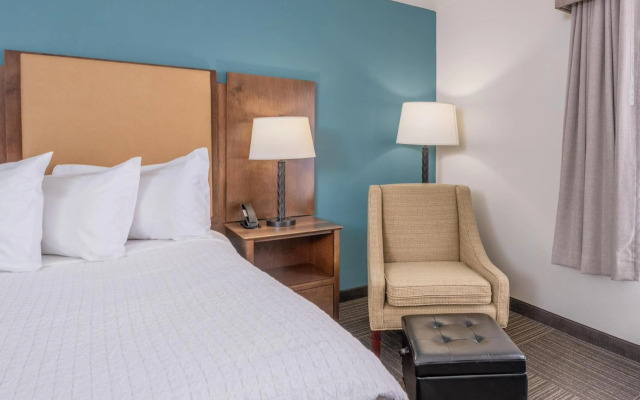 Travelodge Phuket Town