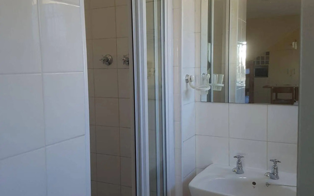 Melkbosch Guesthouse