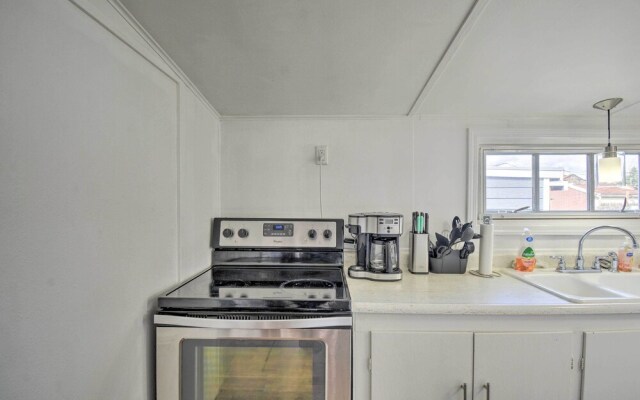 Inviting Bremerton Home Near Hiking & History