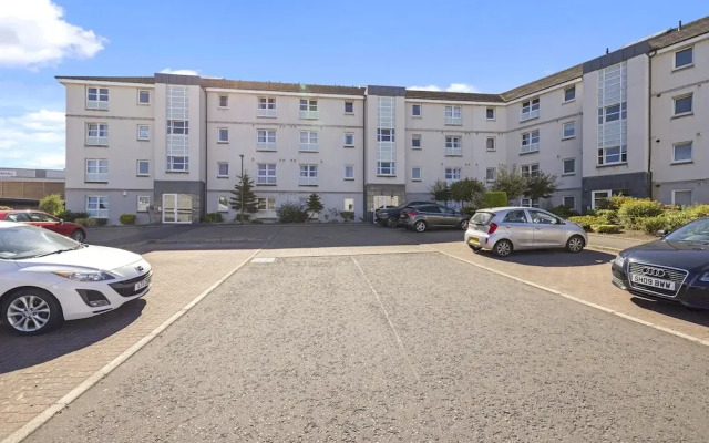 JOIVY Stunning 2-Bed Flat W/ Free Parking