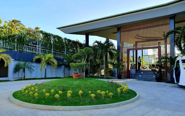 Pinnacle Boracay