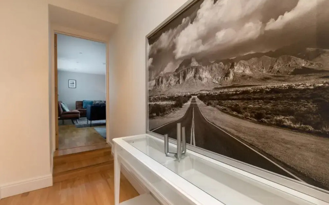 3 Beds 2 Baths Penthouse