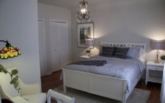 Walker Avenue Bed  Breakfast