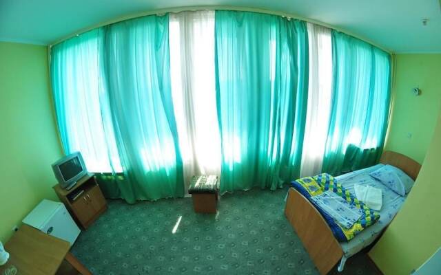 Tourist Hotel