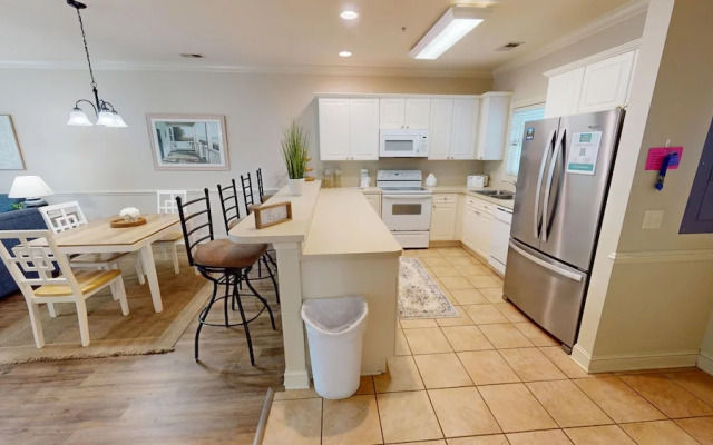 Magnolia Pointe 4865-204 2 Bedroom Condo