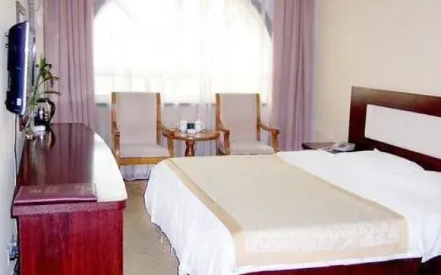 Zhuhui Business Hotel - Qingdao