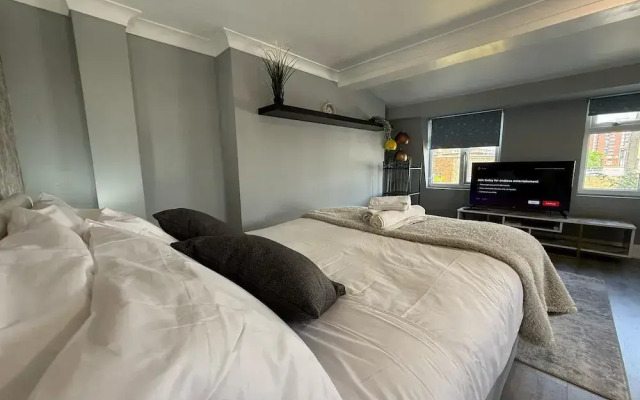 Urban home in  Elephant&Castle