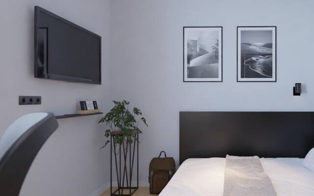 Estudios y Habitaciones Modernas en PAMPLONA, SK