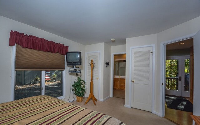 Bearadise 3 Bedroom House