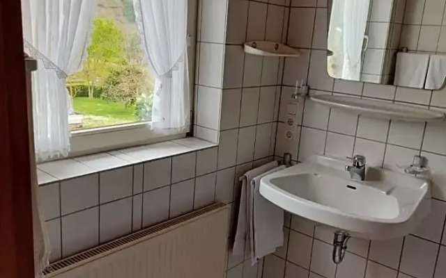 Wein- Und Gastehaus Hermes-Hoffmann (Adults Only)