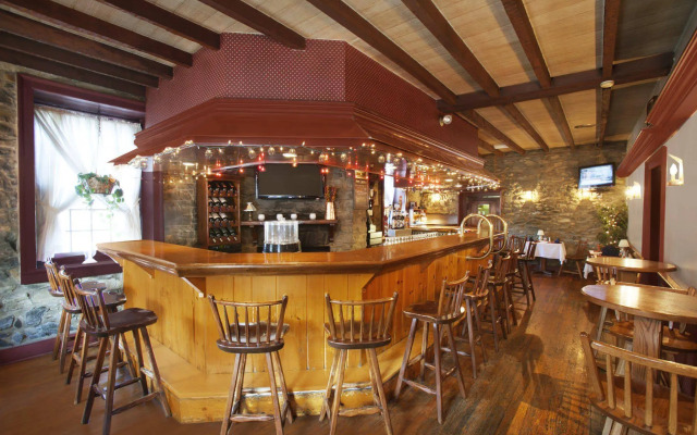 Best Western Plus Revere Inn & Suites